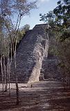 15_De grote pyramide van Coba